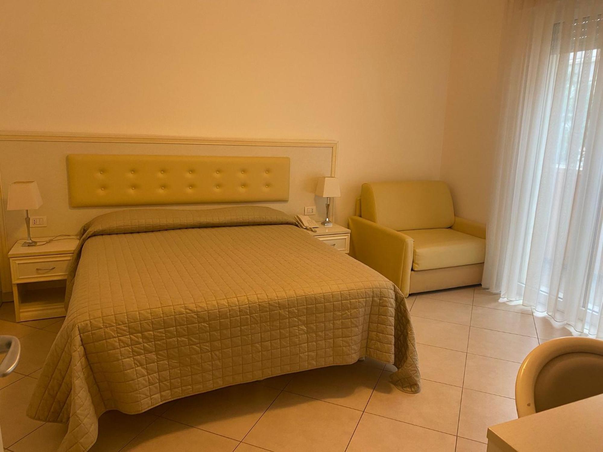 Residence Suite Smeraldo Riccione Luaran gambar