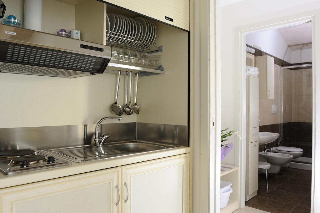 Residence Suite Smeraldo Riccione Bilik gambar