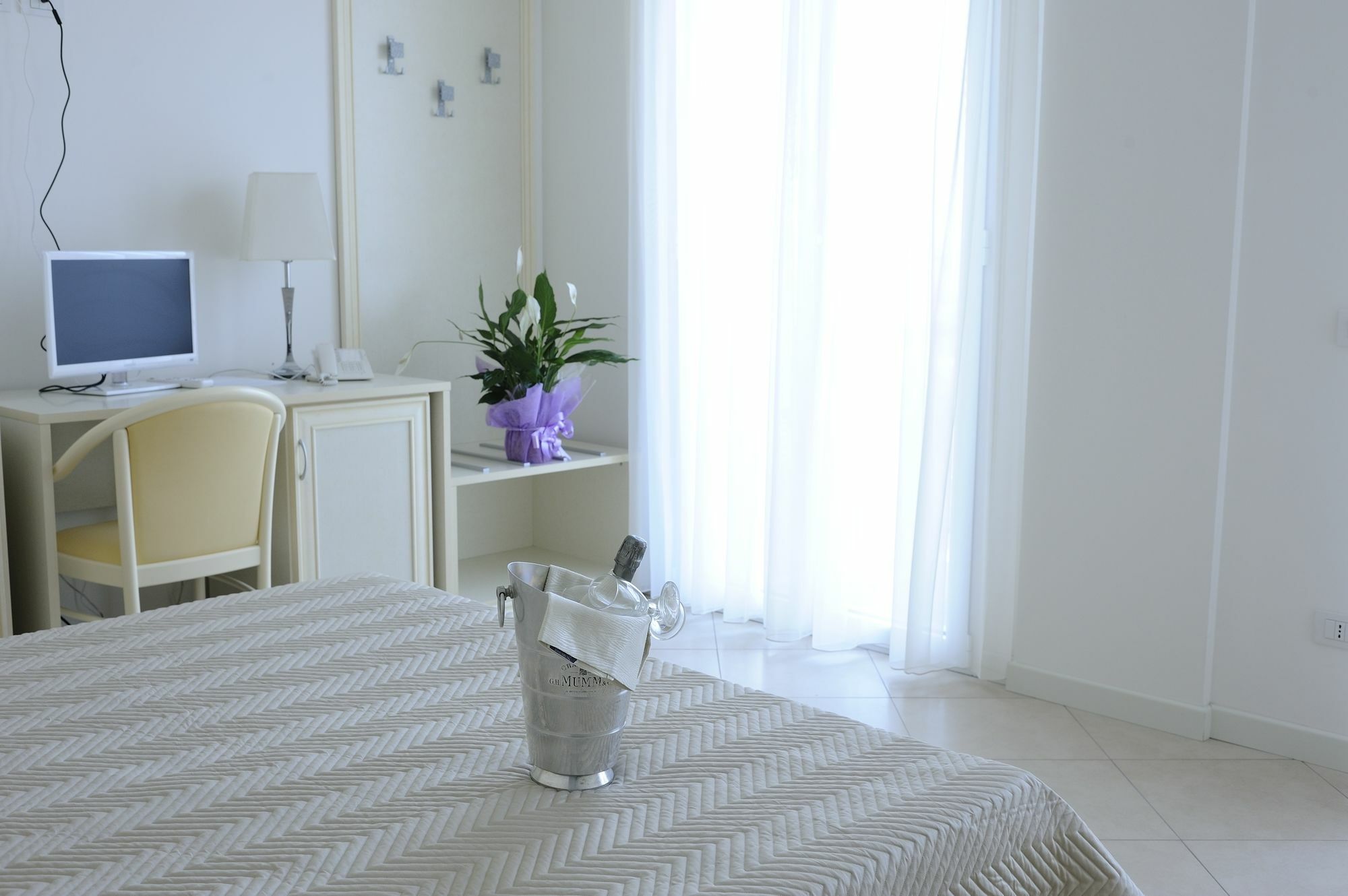 Residence Suite Smeraldo Riccione Luaran gambar