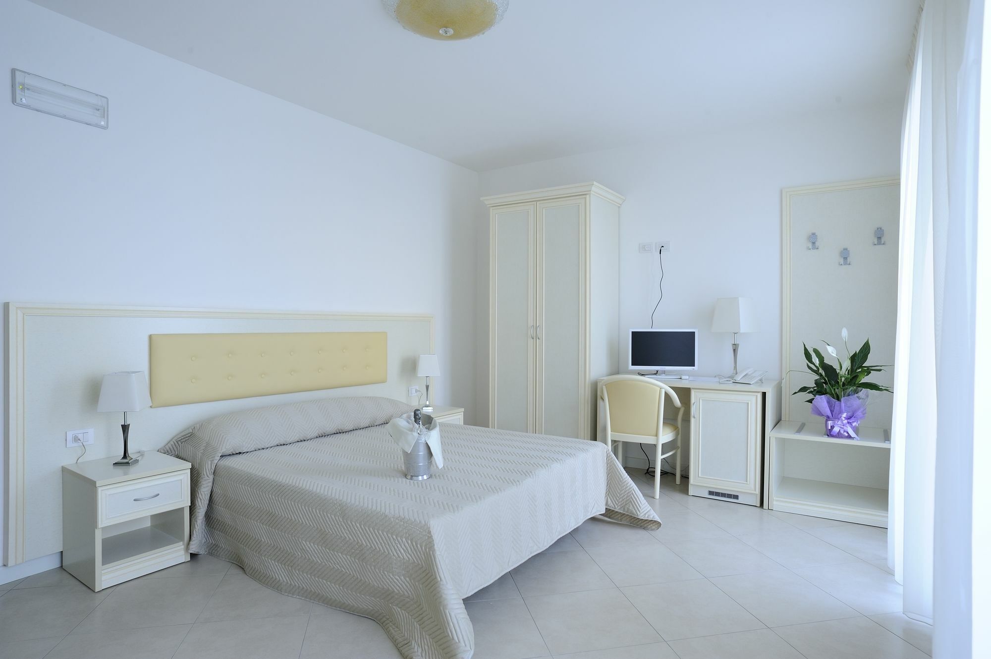 Residence Suite Smeraldo Riccione Luaran gambar